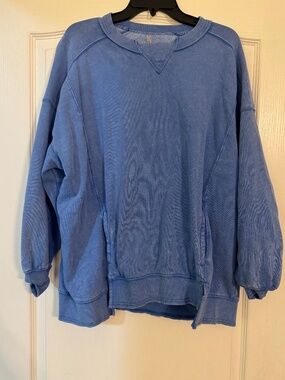 FP Movement pull over with pockets